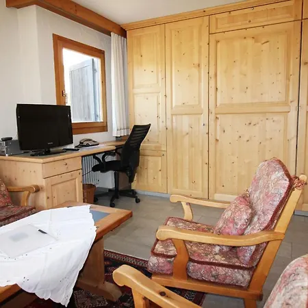 Residenza Lagrev 2 Zimmerwohnung Nr 012 - Typ 21a - Hochparterre - Sued Sils Maria